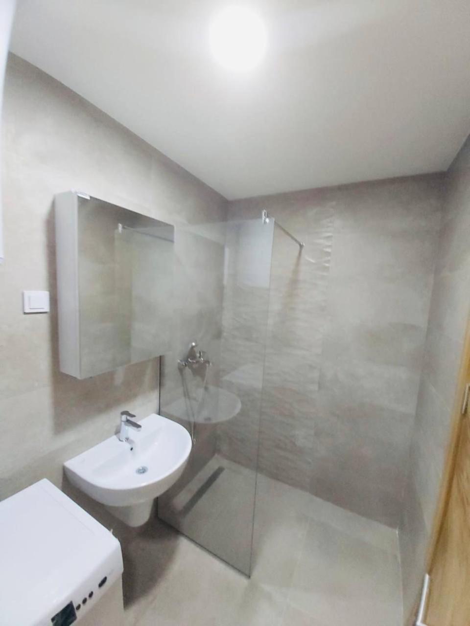 Wow Apartman Becici Экстерьер фото
